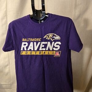 NFL Team Apparel Baltimore Ravens Football T-Shirt Medium Purple